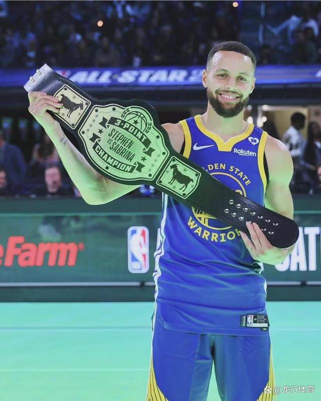 九游-库里迎来二十赛季高光表现，瑞士队球迷沸腾！的简单介绍